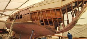 El Guadalmina, una joya en conservación en el varadero de la Fundación Vela Clásica de España