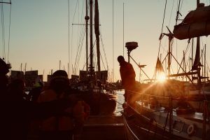 Galería "White Shadow" en su paso por Puerto Sherry amparado por la Fundación Vela Clásica de España